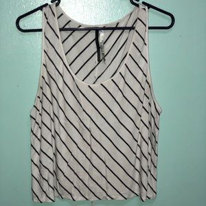 Cropped tank top